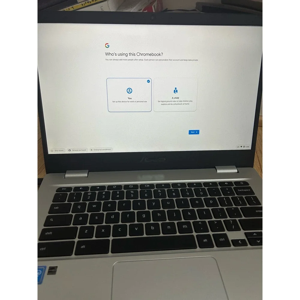 ASUS Chromebook C423NA, 14" HD Nano-Edge Display Intel Processor N3350 64GB eMMC - Picture 9 of 9